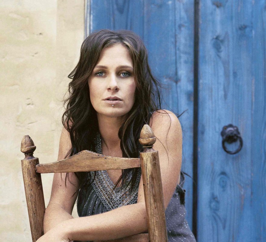 Kasey Chambers:  "I've always wanted to record in Studio 301...it was just a bonus that we got to work in Byron."