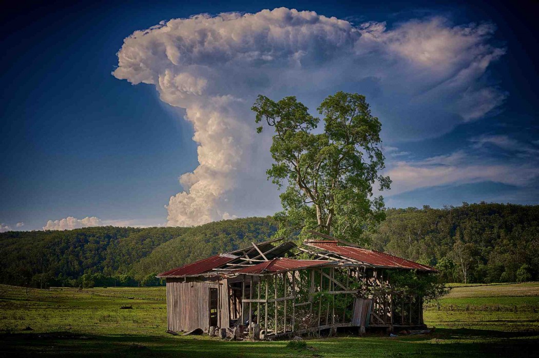 Derelict shed Mongogarie..