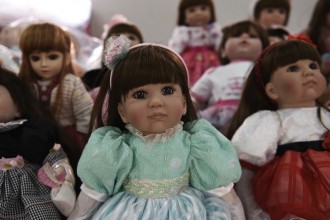 look-thep-doll-thailand-2