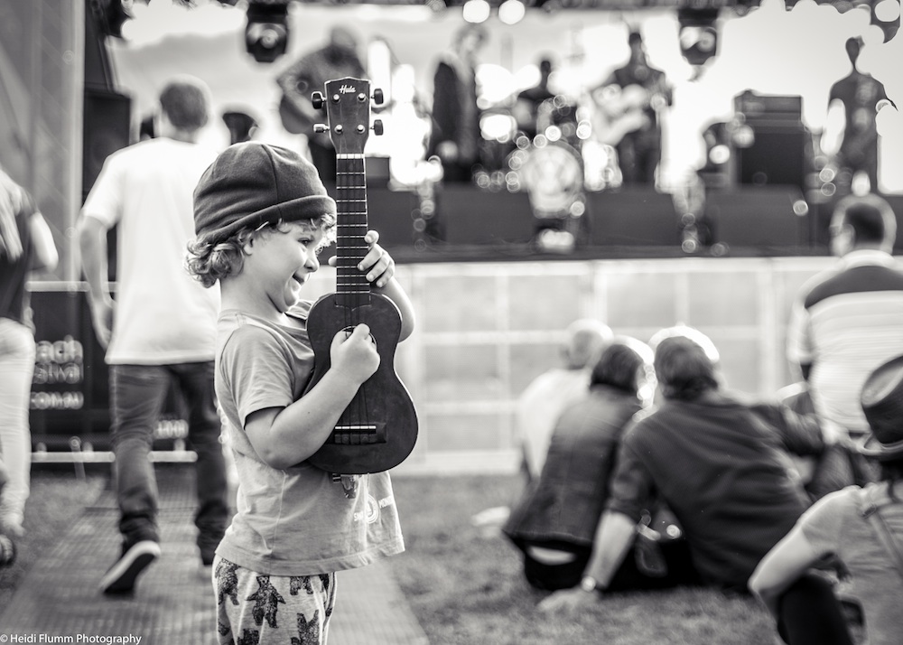 All ages delighted in the music, with the Victoria Park Stage providing a family friendly atmosphere in which the enjoyment of the Blues music could be felt. Photo: Heidi Flumm.