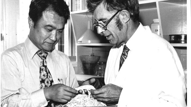 John Moss with Yoshi Shirao, the first Japanese scientist to work on Asian noodles with the Bread Research Institute of Australia, 1981. 